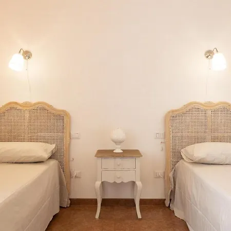 Marina Villa Racale